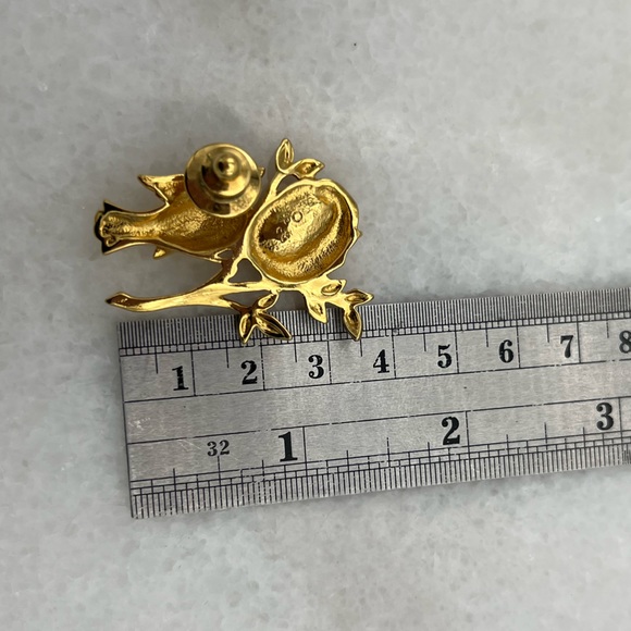 Bird Nest Brooch - Picture 7 of 7
